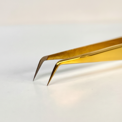 Gamma Volume Tweezer with Micro-Grip Technology by The L Theory