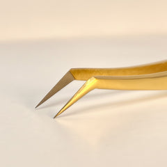 Delta Volume Tweezer with Micro-Grip Technology by The L Theory